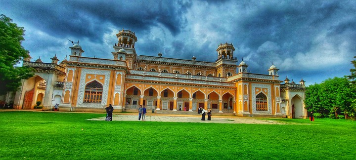 palaces of India