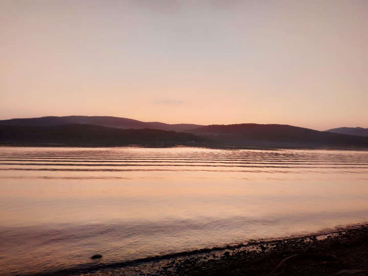 море