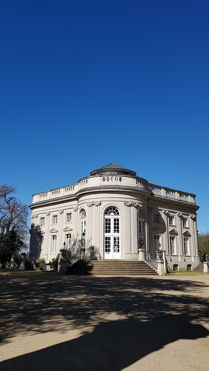 Richmond (a small castel)