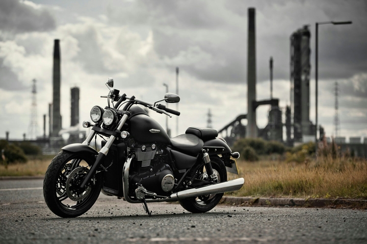 Trumph 1700cc bike