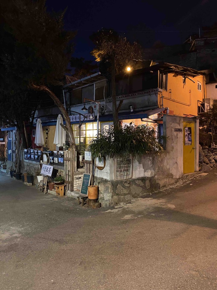 Alley