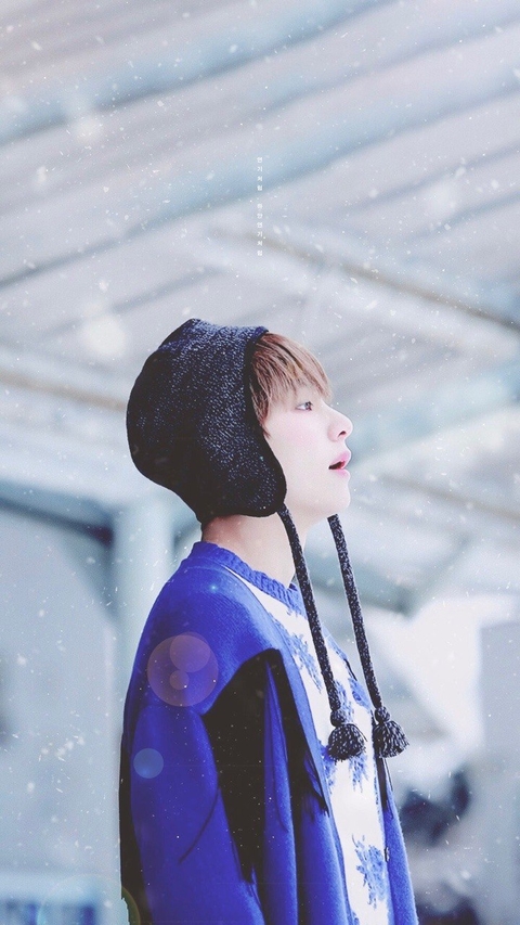 v