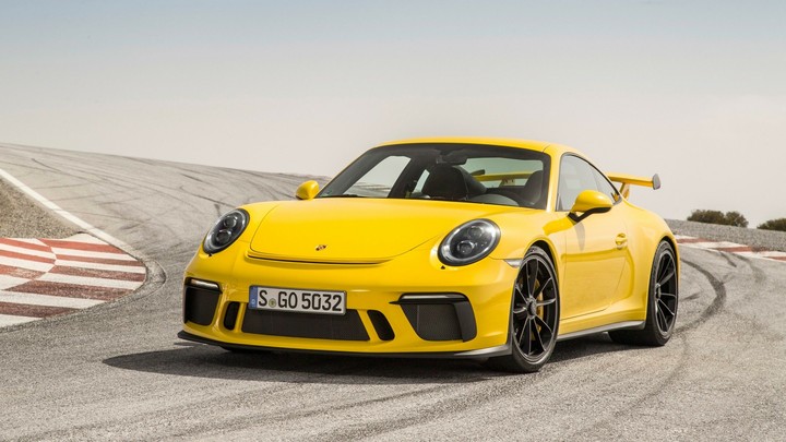 Porsche 911 GT3 Racing Yellow