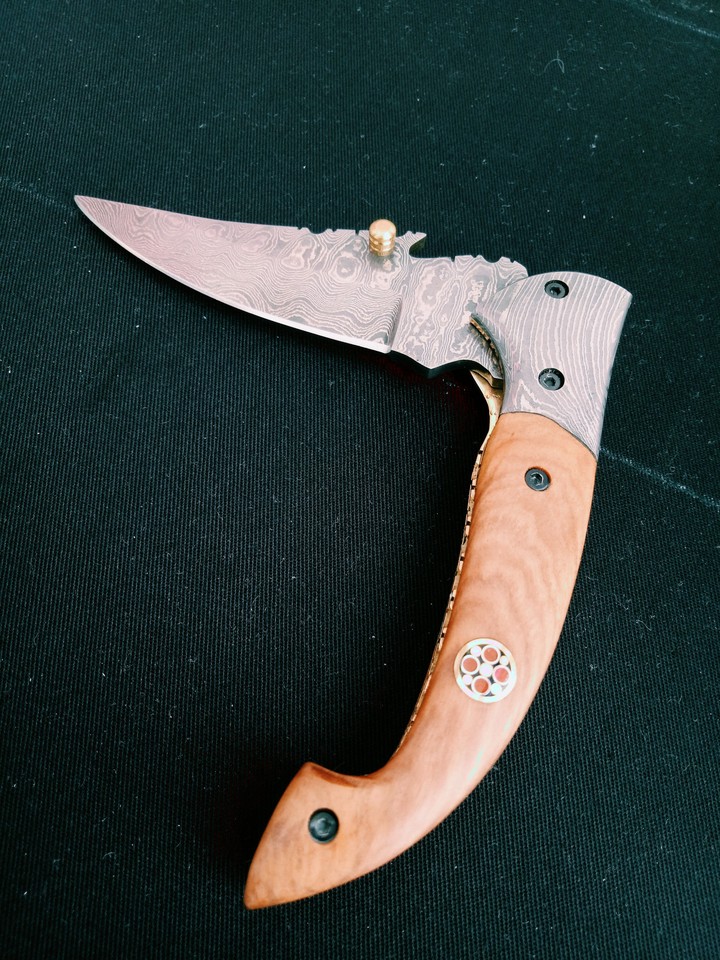 damascus knife
