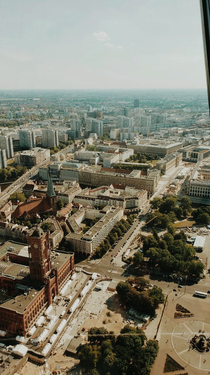 місто