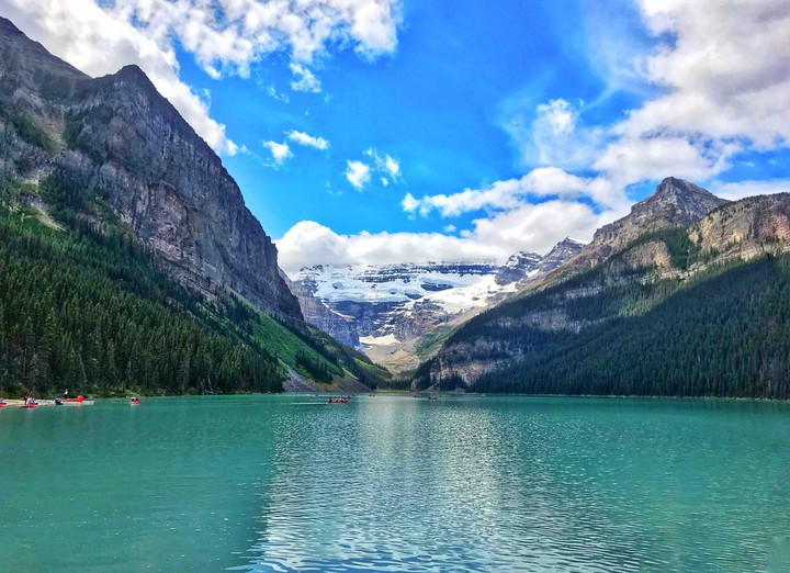 lake louis