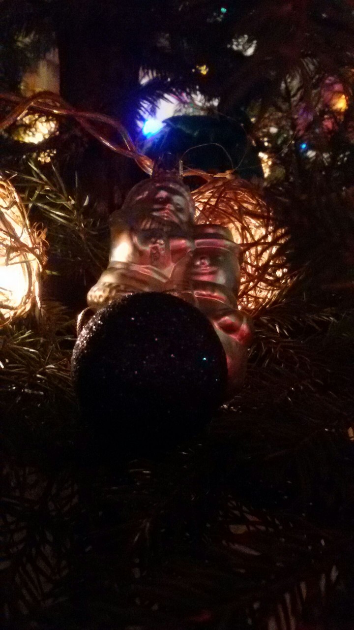 santa and snowen