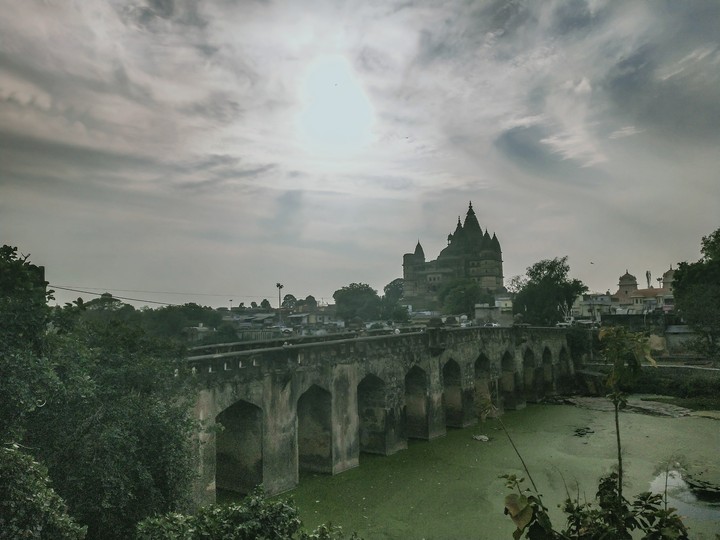 orchha temple
