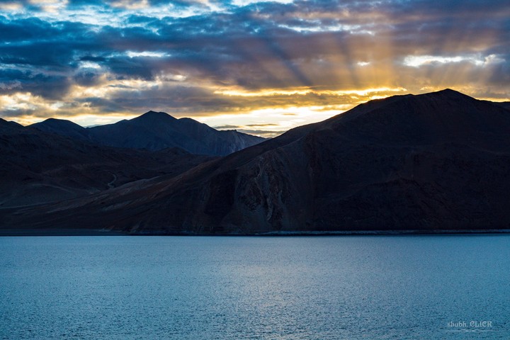 Sunrise behind the mountains... ~CLICK~