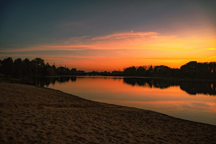река