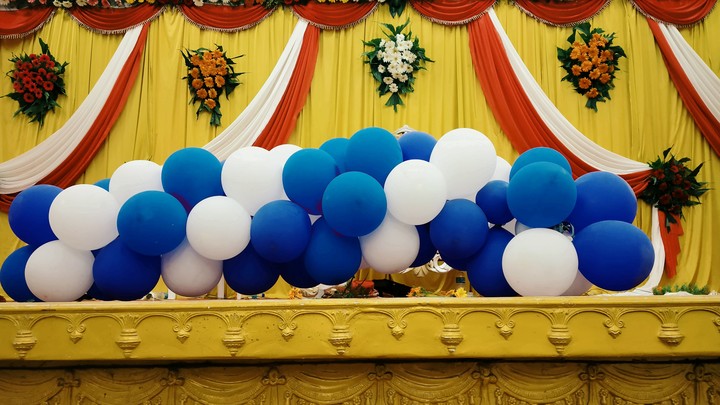 balloons happy moments