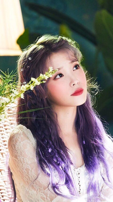 IU