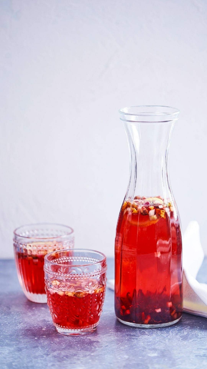 Rượu.