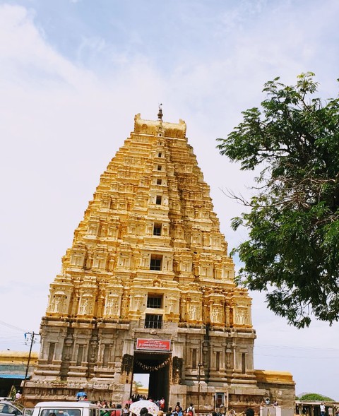 Virupaksha Temple,Hampi