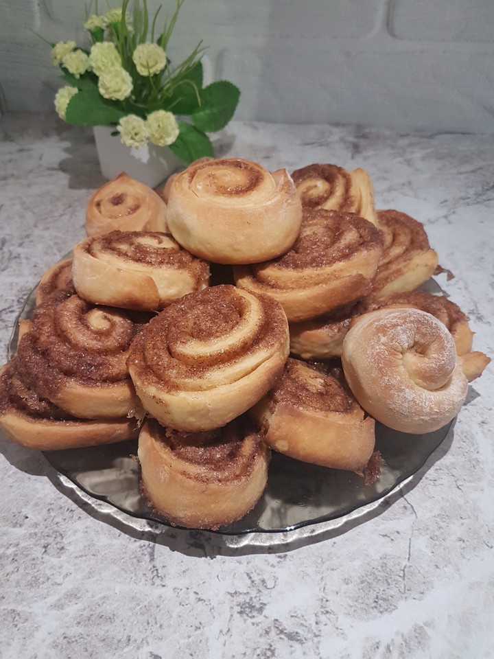 булочки с корицей