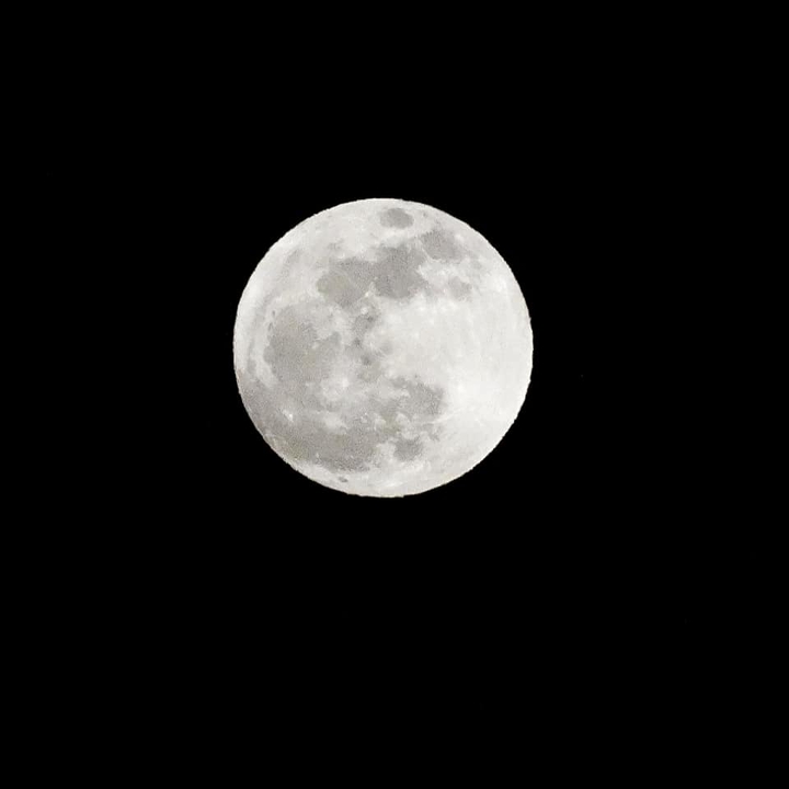 Luna
