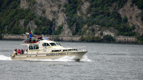 Ausflugsschiff Garda-Express 2