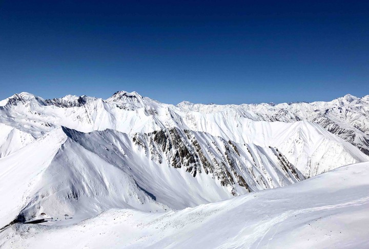 GUDAURI ? ?