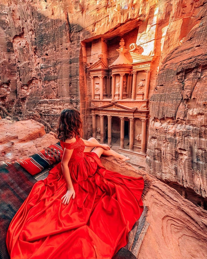 〰❤ Girl On Vacation ❤〰