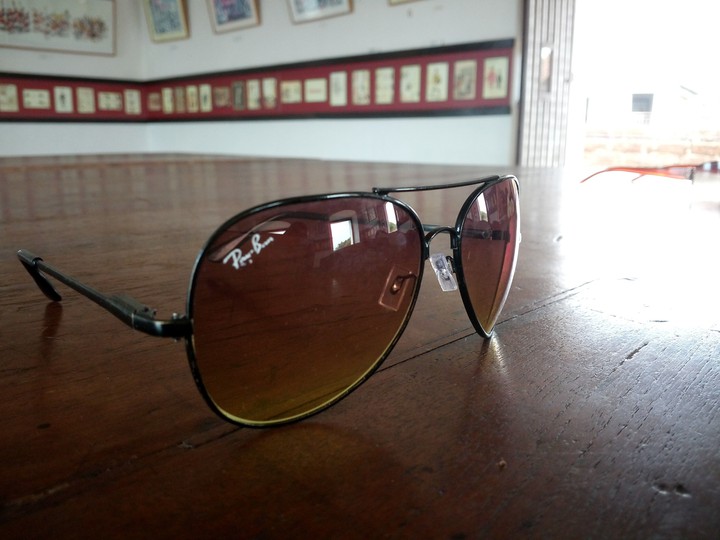 sunglass