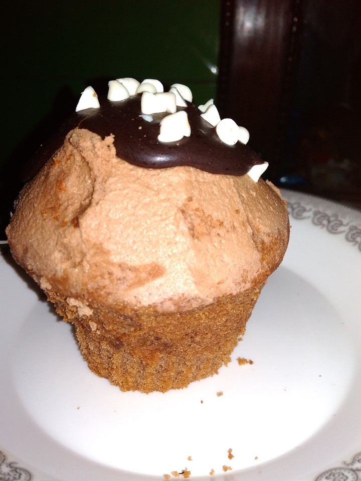 chocolate muffin
