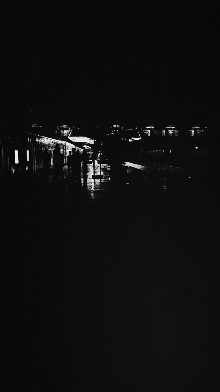 railway station night