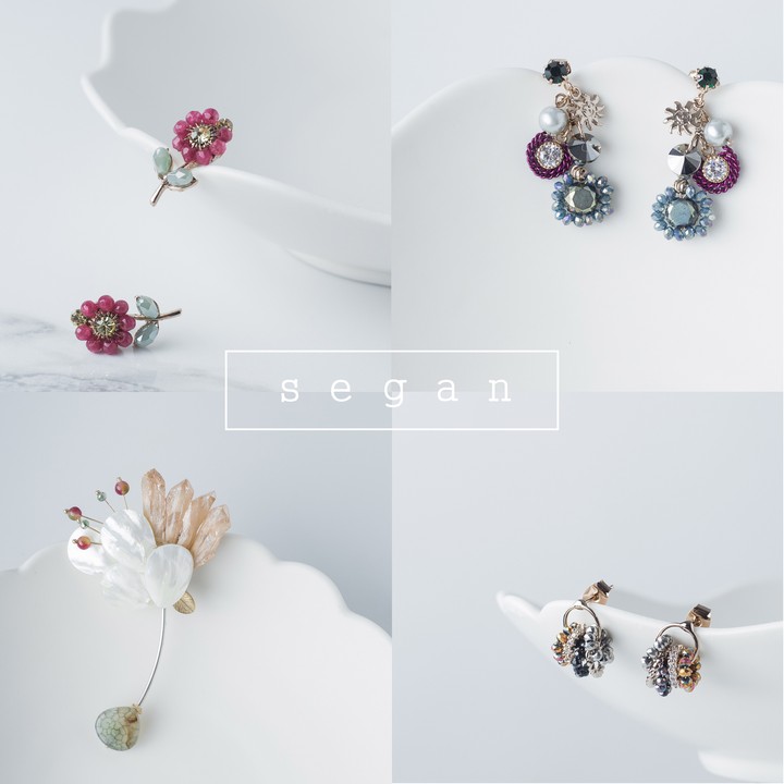 색고운 귀걸이