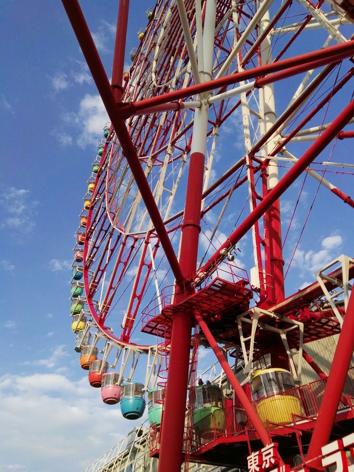 Ferry wheel