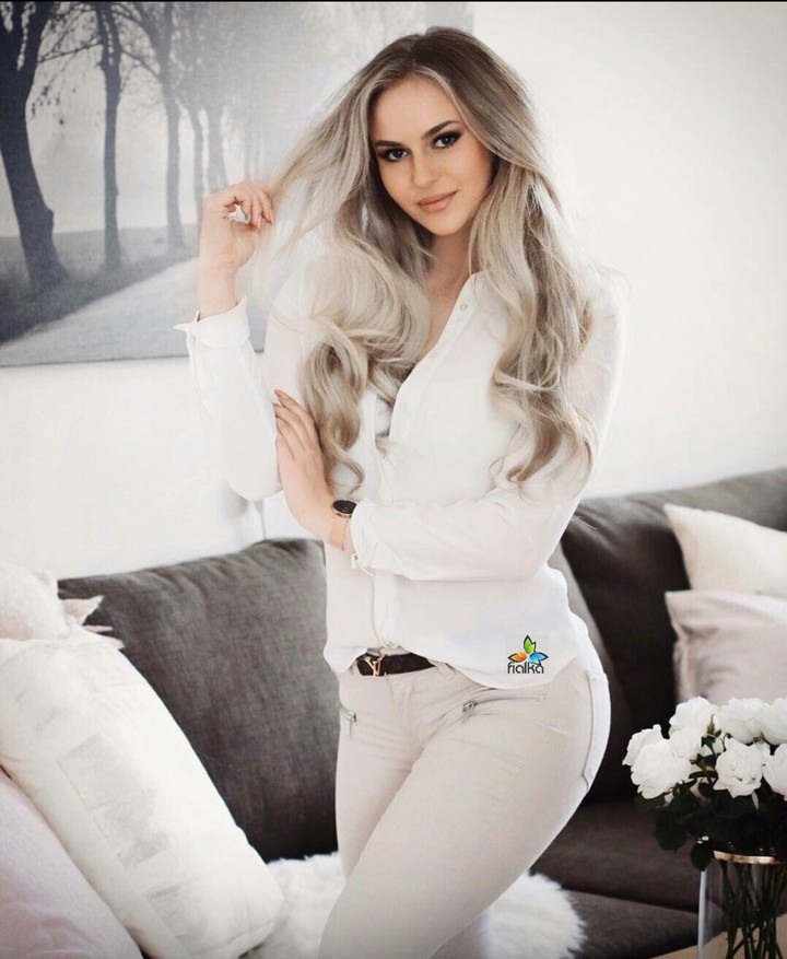 blond