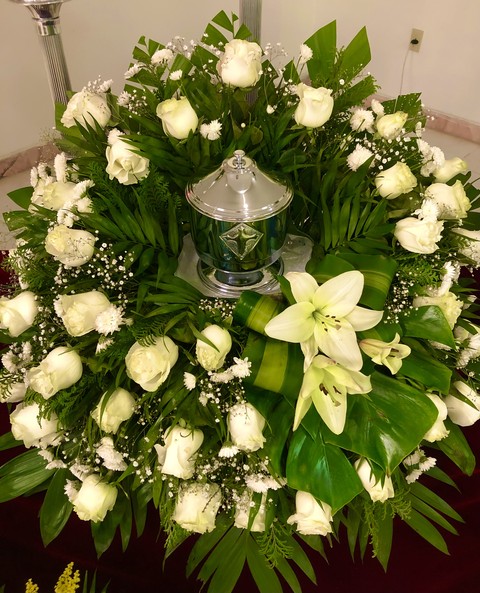 Urna con flores