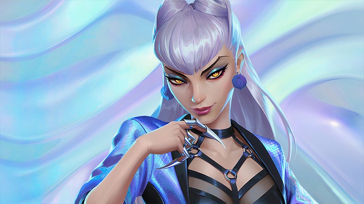 × EVELYNN ×
