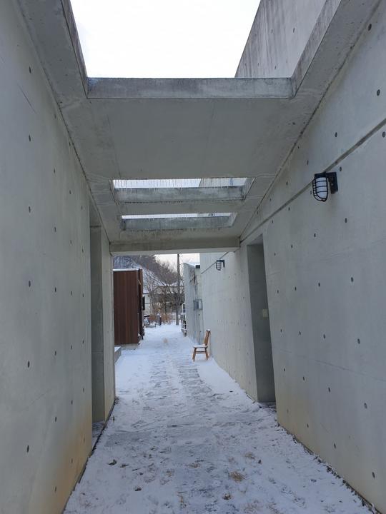 snow street