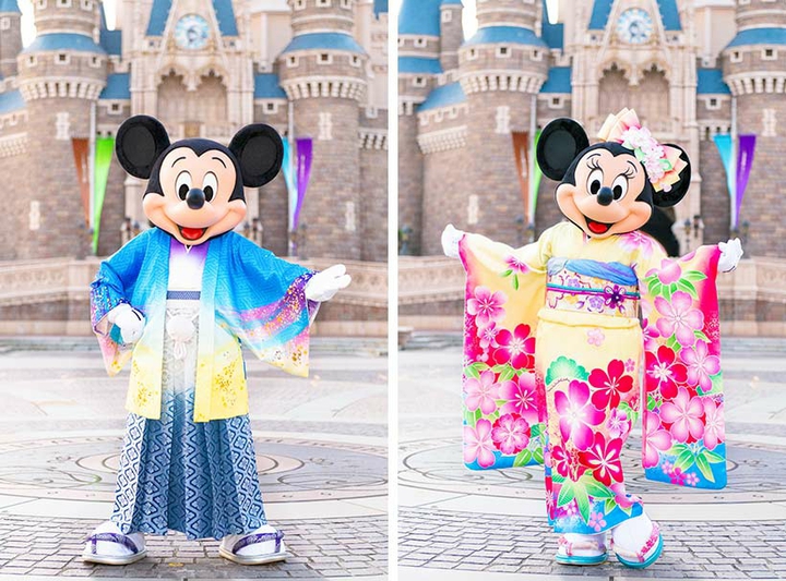 Mickey and Minnie Mouse in New Year attire