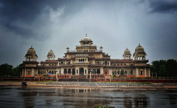 Albert hall jaipur