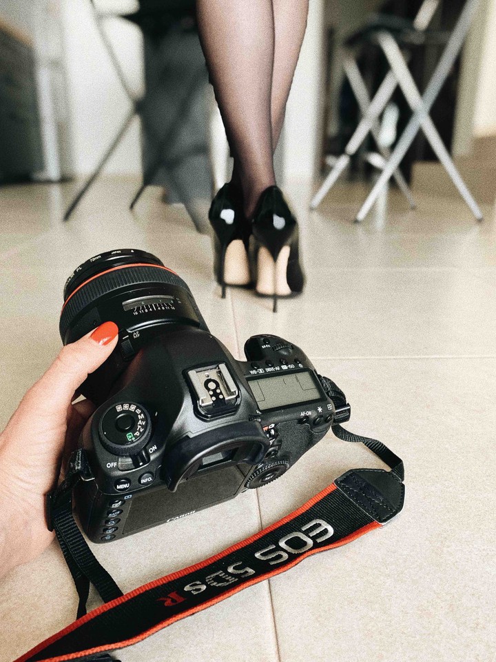 During the photoshoot...