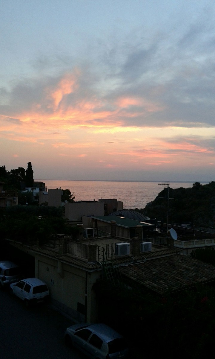 Taormina l'alba