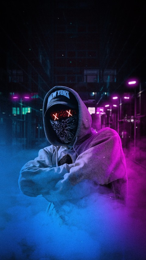 ταπετσαρίες night, Hood