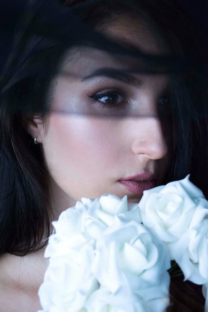 White roses