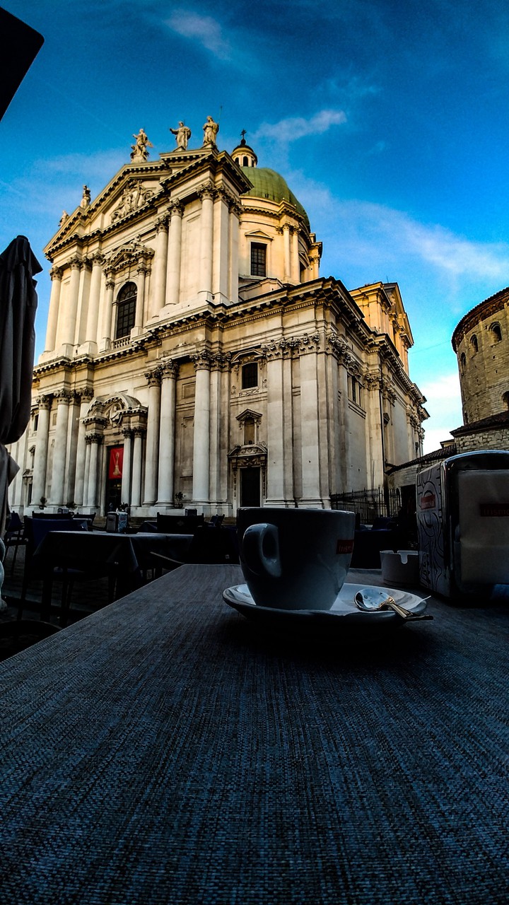 Piazza D'Uomo