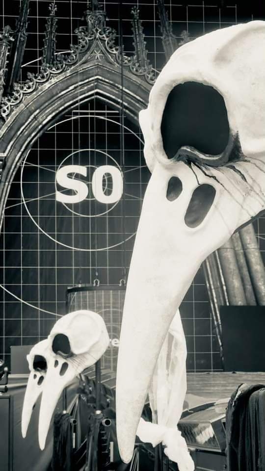 .