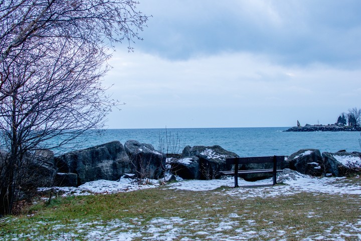 Bluffer's lake