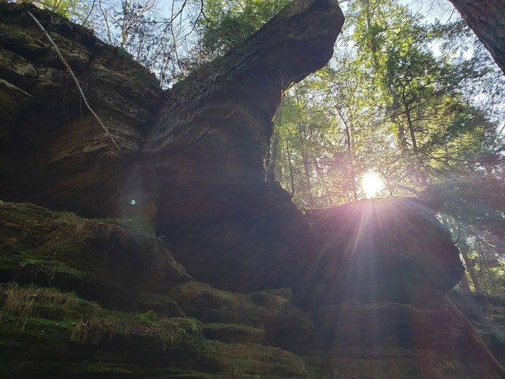 sun in rocks