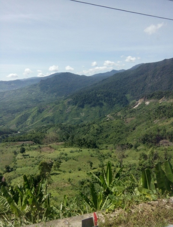 núi