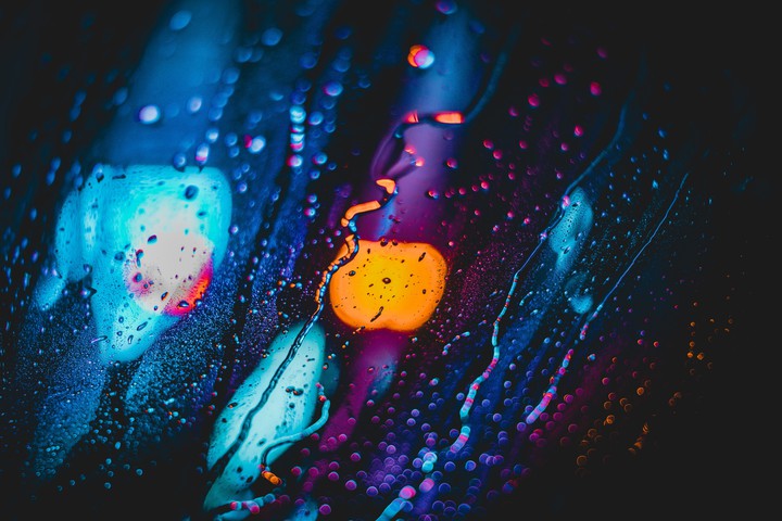 #Drops Blur Neon