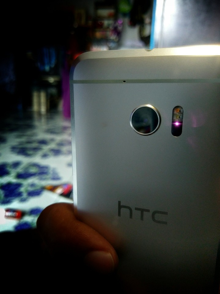 hTC 1o