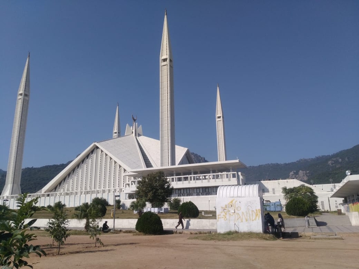 faisal mosque