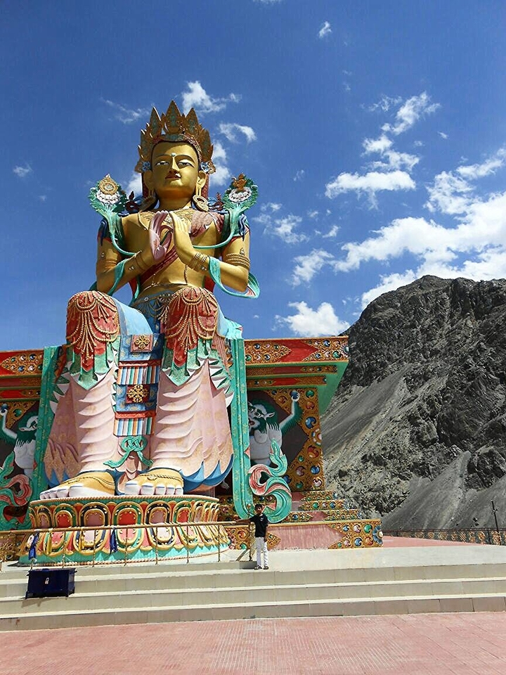 mithran statue