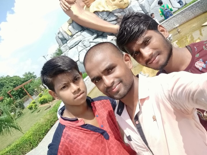 HAPPY SAWAN