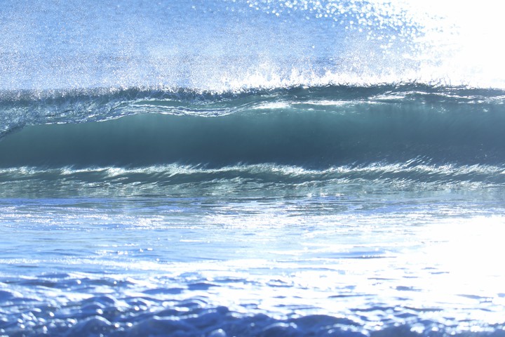 wave