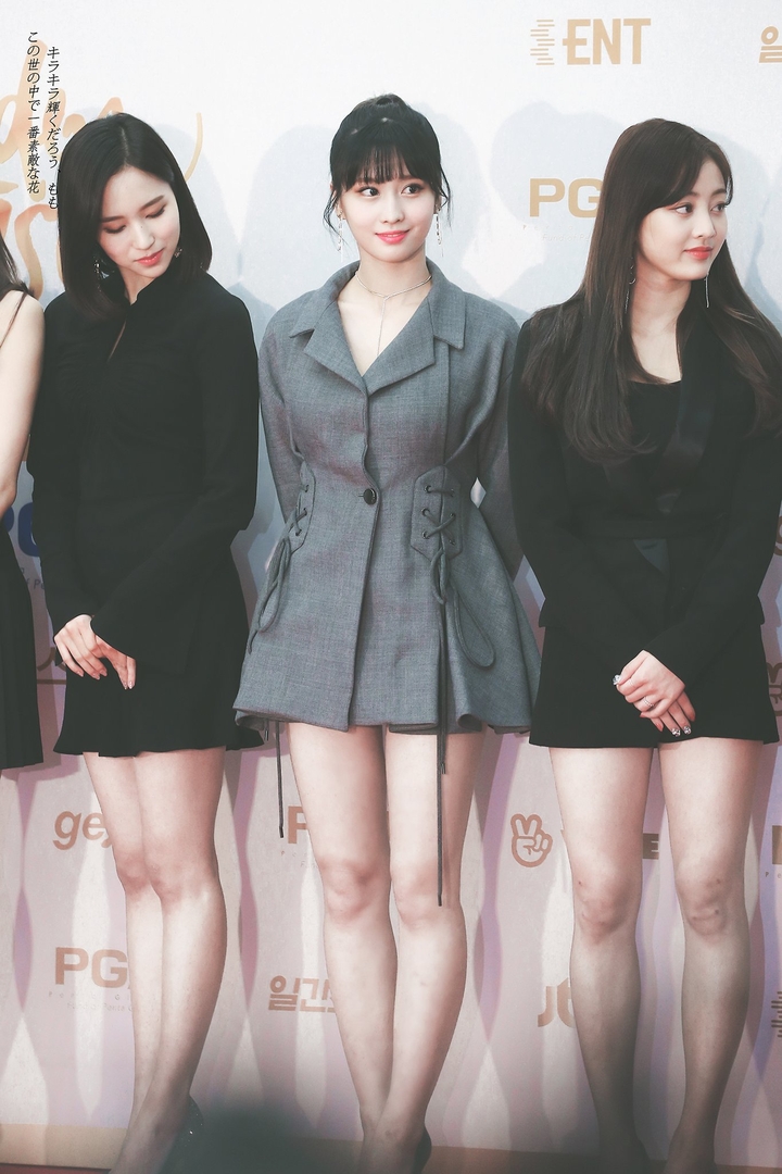 Mina, Jihyo,Momo